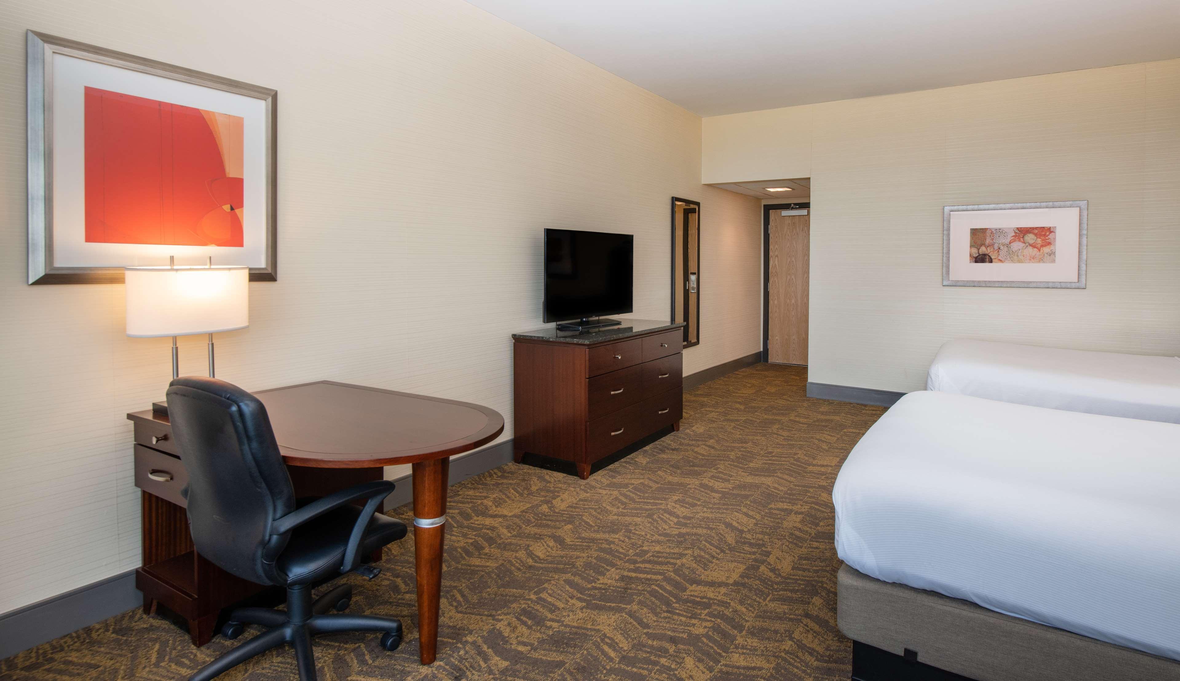 Doubletree By Hilton Portland Hotel Exterior photo